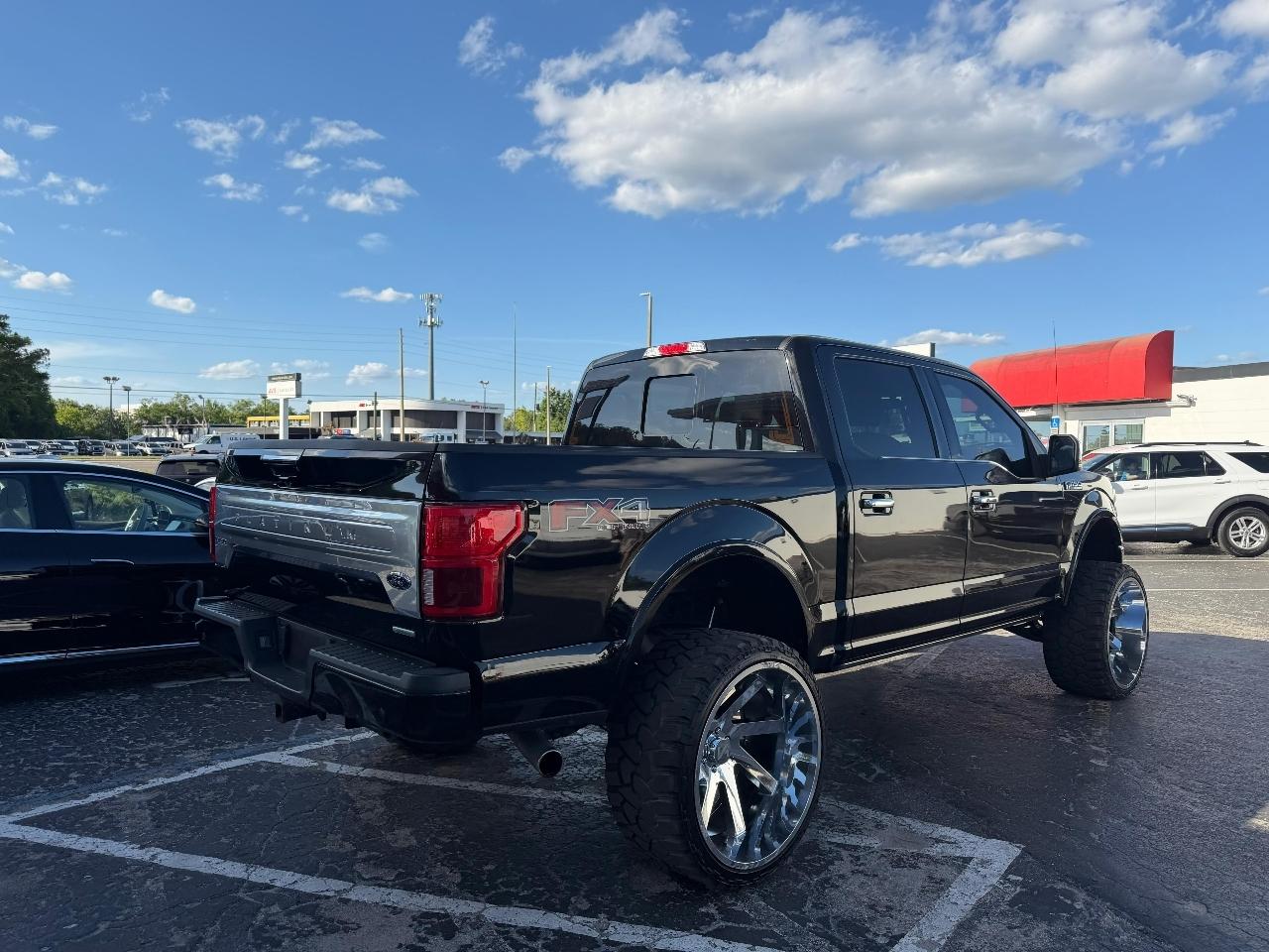 Ford F-150 Platinum SuperCrew 5.5-ft. Bed 4WD 2018