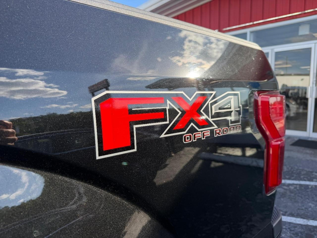 Ford F-150 Platinum SuperCrew 5.5-ft. Bed 4WD 2018