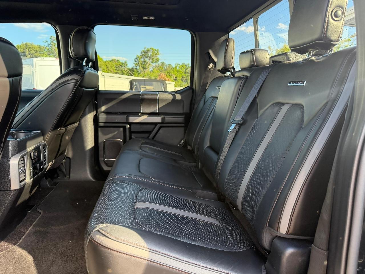 Ford F-150 Platinum SuperCrew 5.5-ft. Bed 4WD 2018