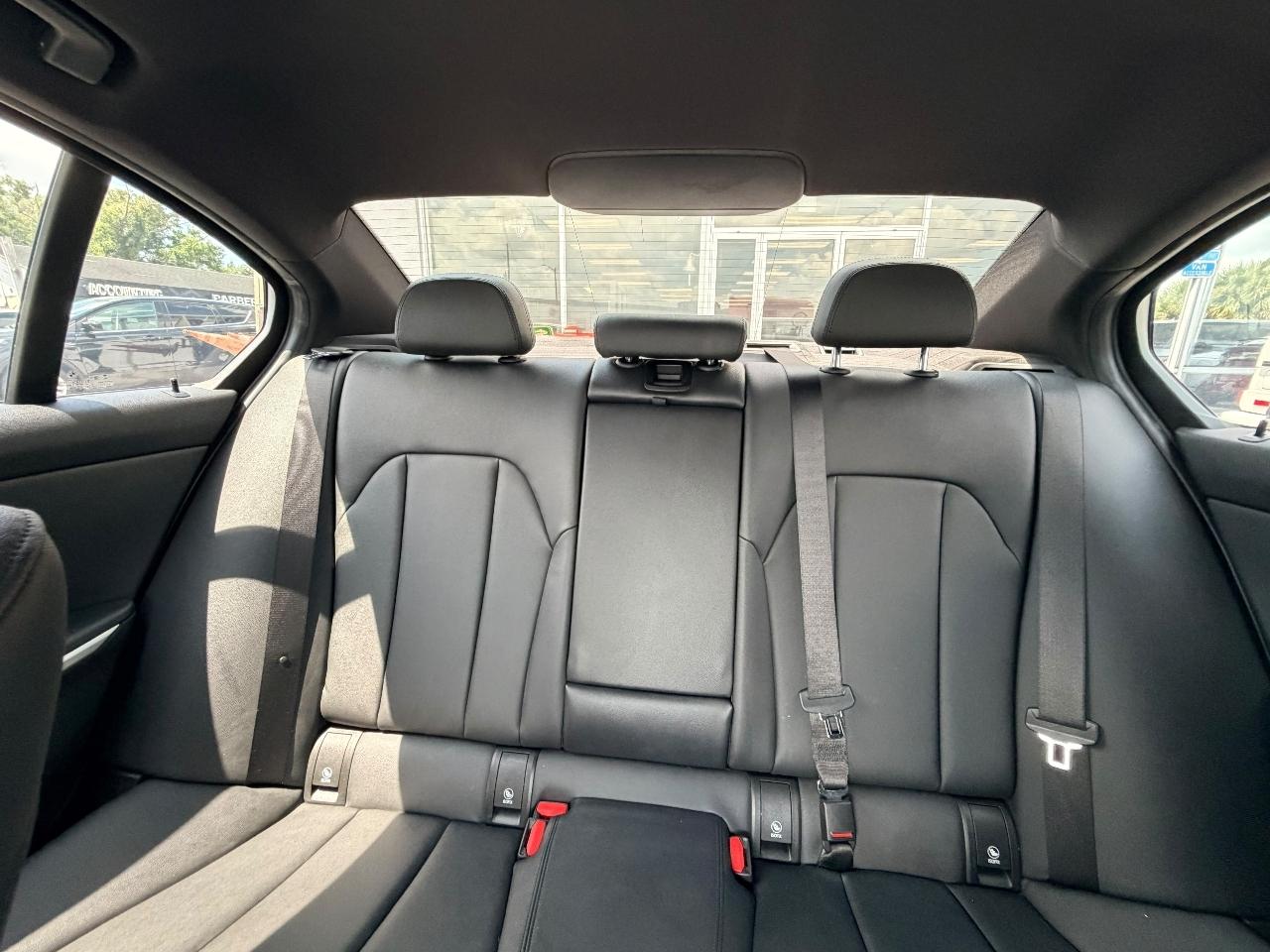 BMW 3-Series 330i 2019