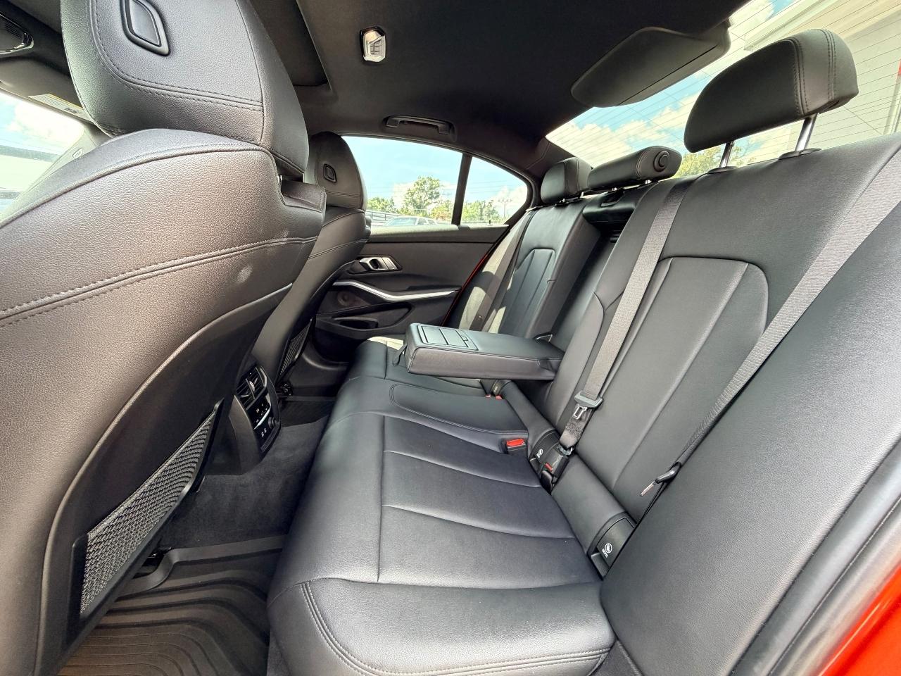 BMW 3-Series 330i 2019