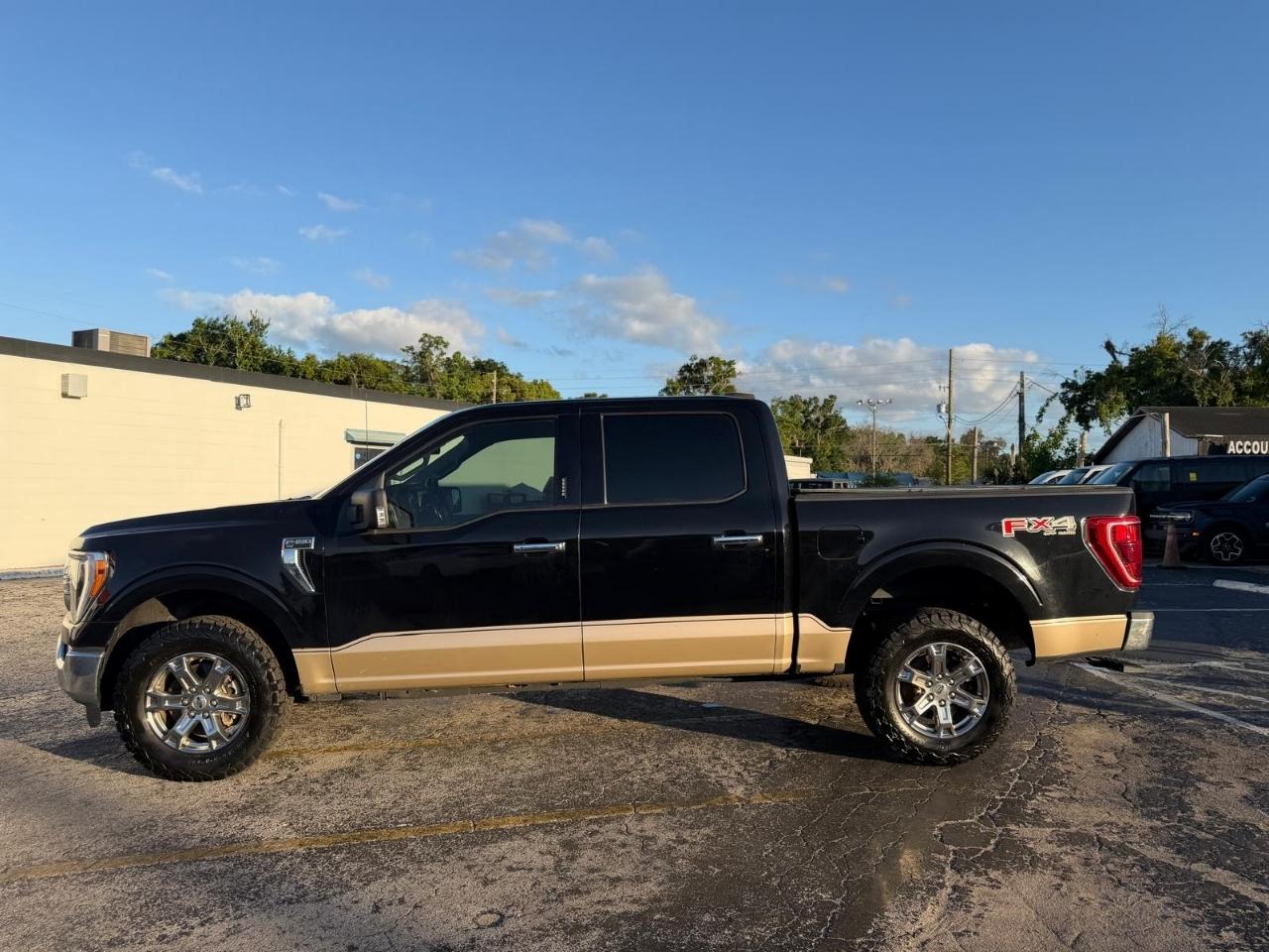 Ford F-150 XLT SuperCrew 6.5-ft. Bed 4WD 2022