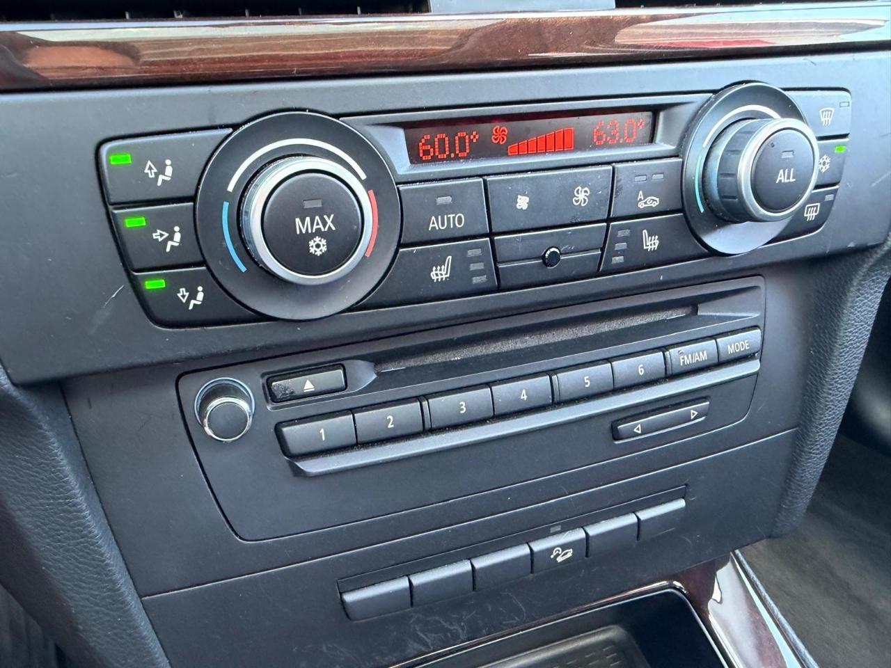 BMW 3-Series Sport Wagon 328i xDrive 2011