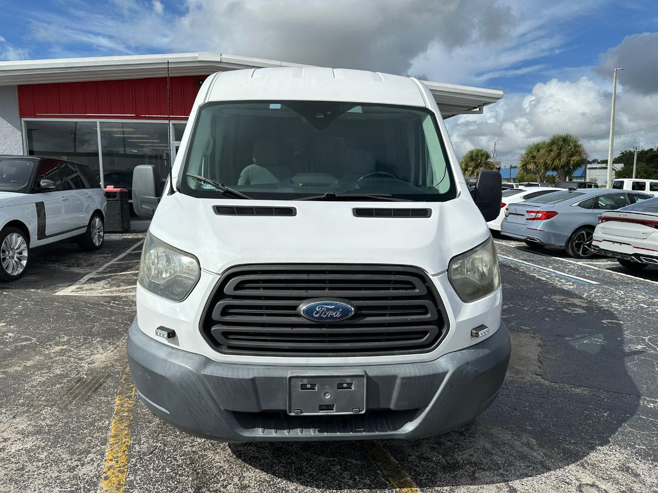 Ford Transit 150 Van Med. Roof w/Sliding Pass. 148-in. WB 2016