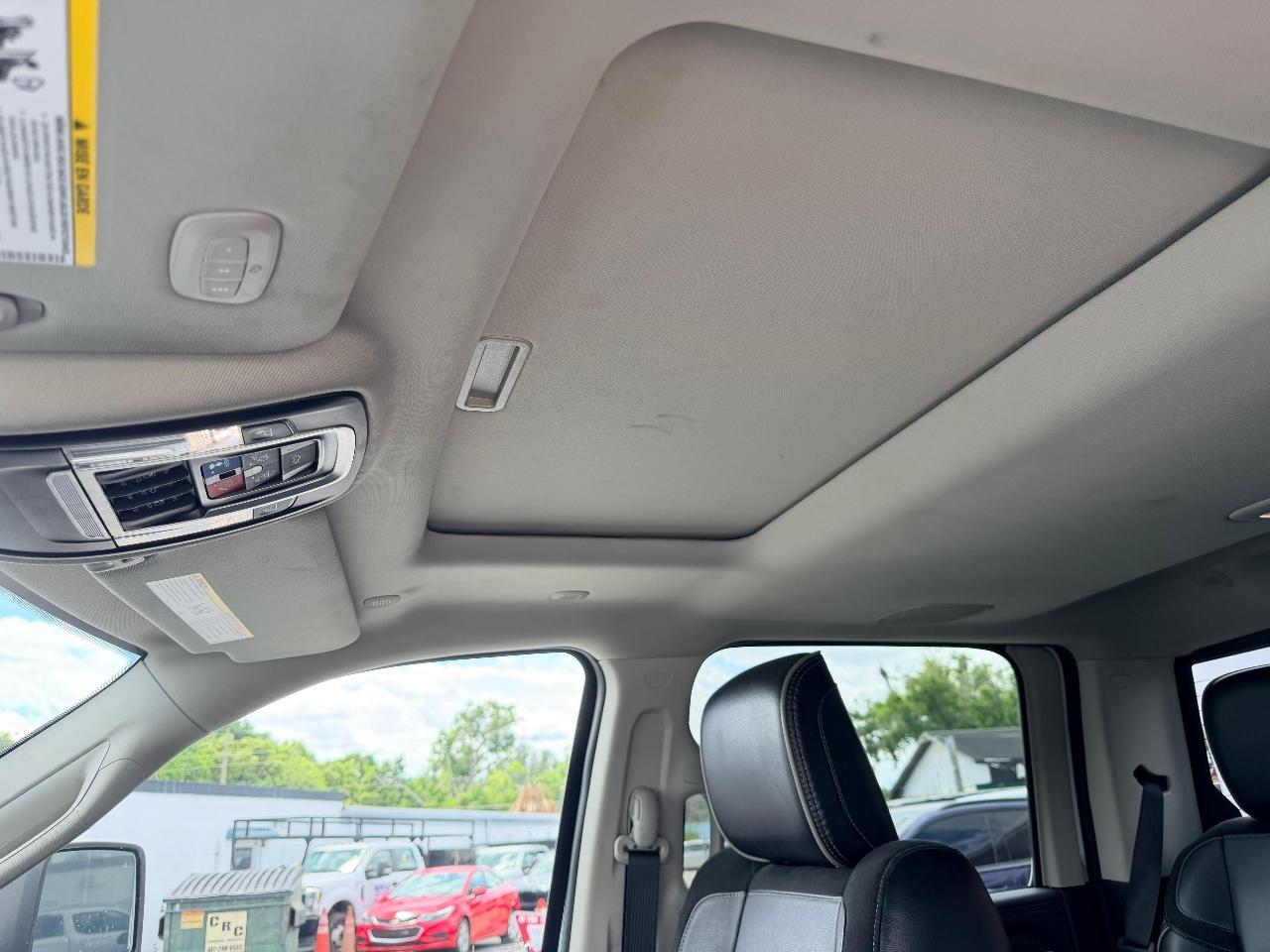 RAM 2500 Laramie Crew Cab SWB 4WD 2023