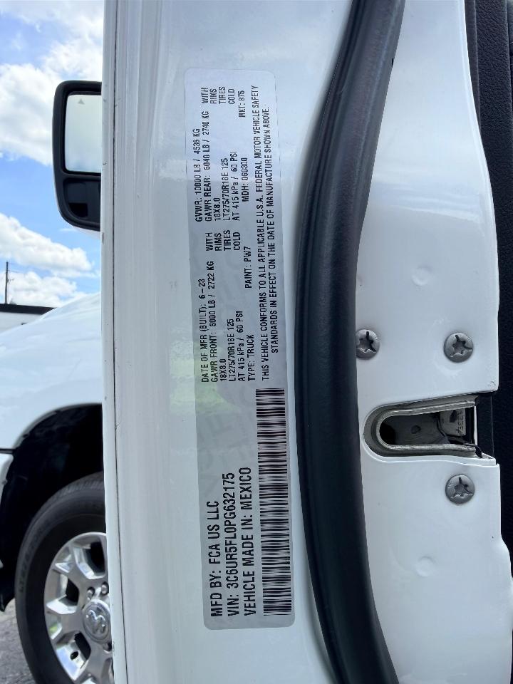 RAM 2500 Laramie Crew Cab SWB 4WD 2023