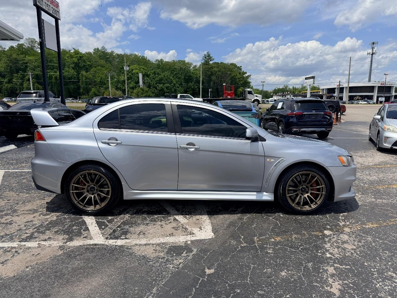 Mitsubishi Lancer Evolution MR Touring 2010