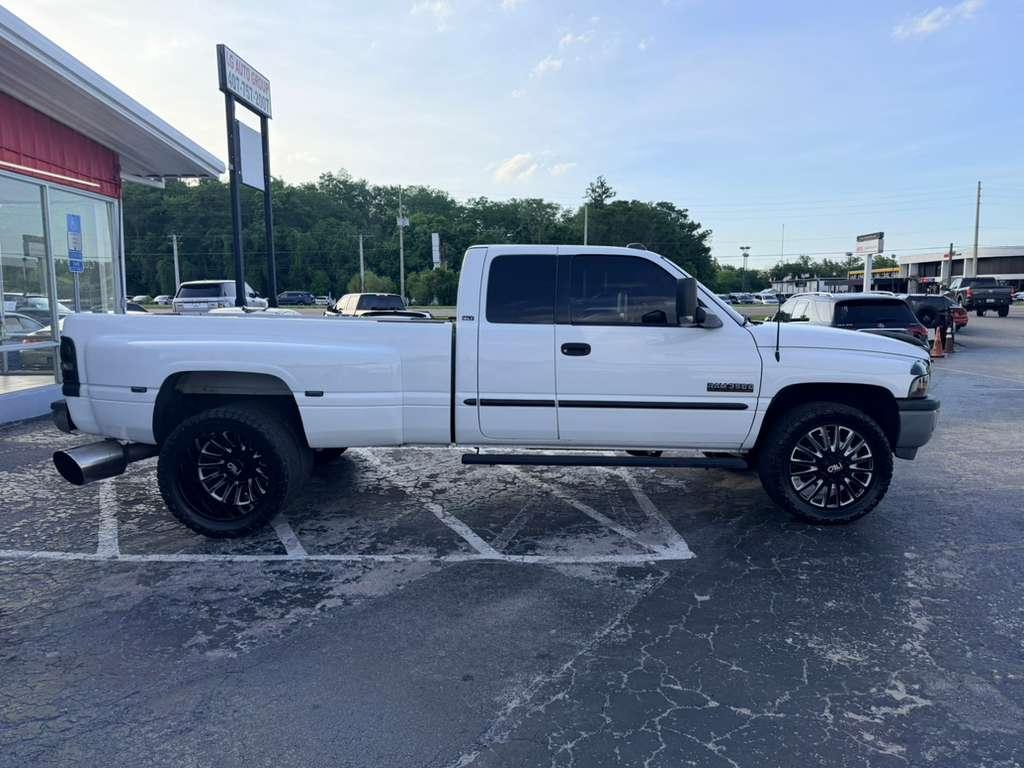 Dodge Ram 3500 Quad Cab Long Bed 2WD 2000