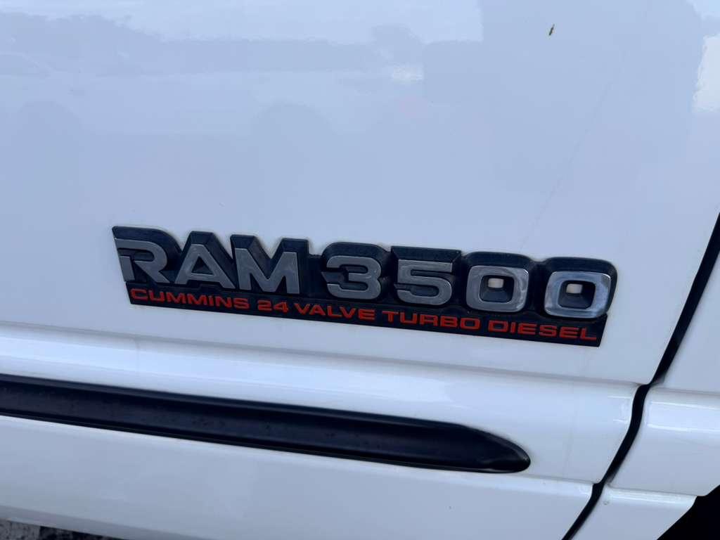 Dodge Ram 3500 Quad Cab Long Bed 2WD 2000