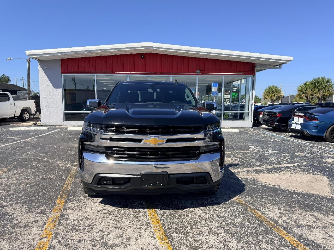 Chevrolet Silverado 1500 LT Crew Cab 2WD 2021