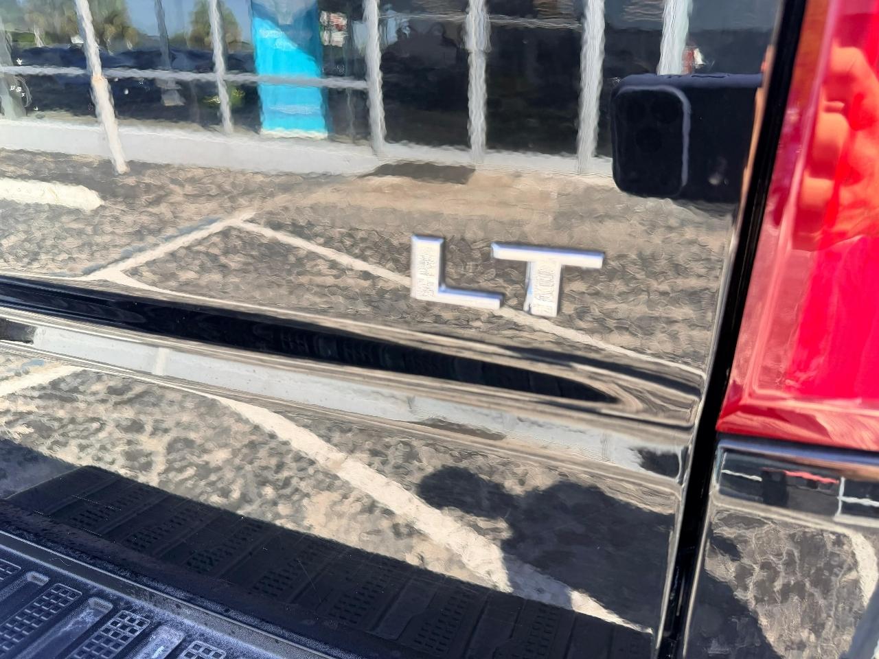 Chevrolet Silverado 1500 LT Crew Cab 2WD 2021