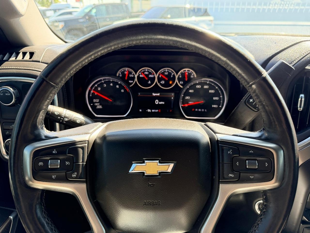 Chevrolet Silverado 1500 LT Crew Cab 2WD 2021