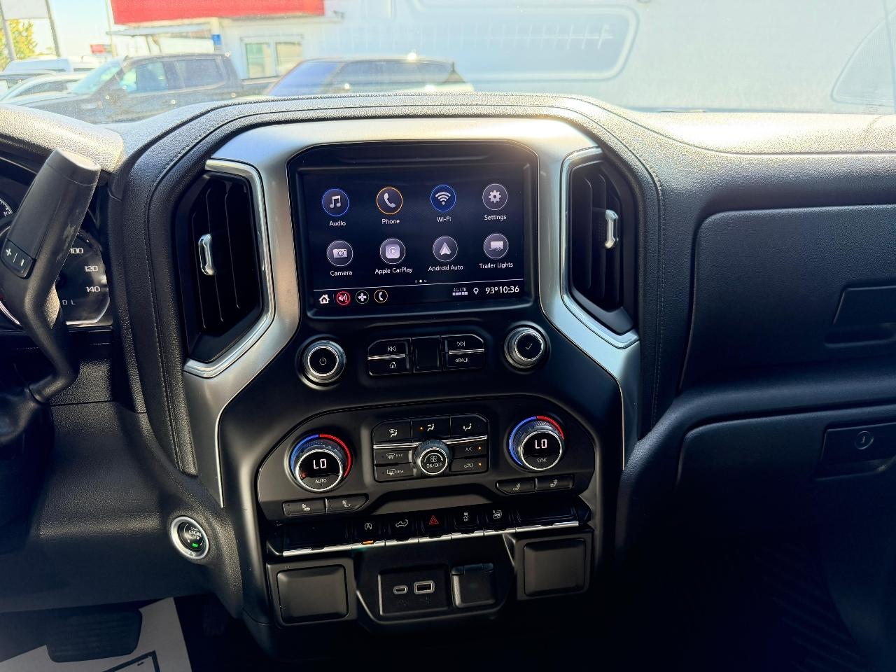 Chevrolet Silverado 1500 LT Crew Cab 2WD 2021