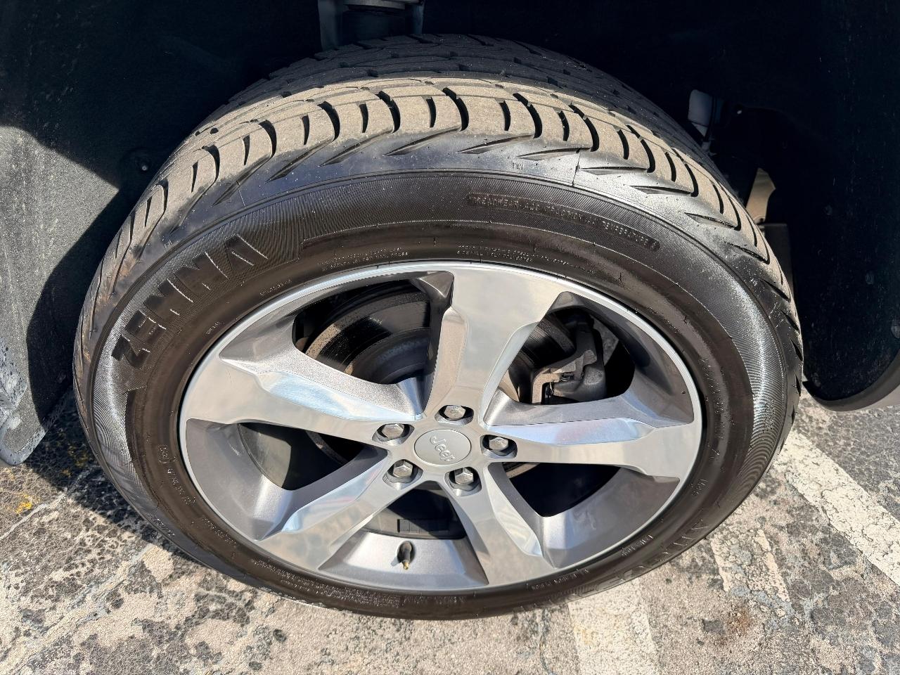 Jeep Grand Cherokee L Limited 2WD 2021