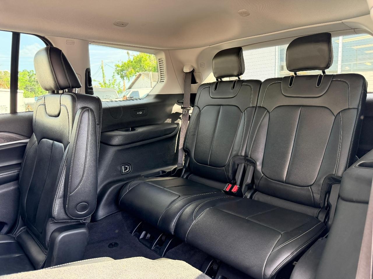 Jeep Grand Cherokee L Limited 2WD 2021