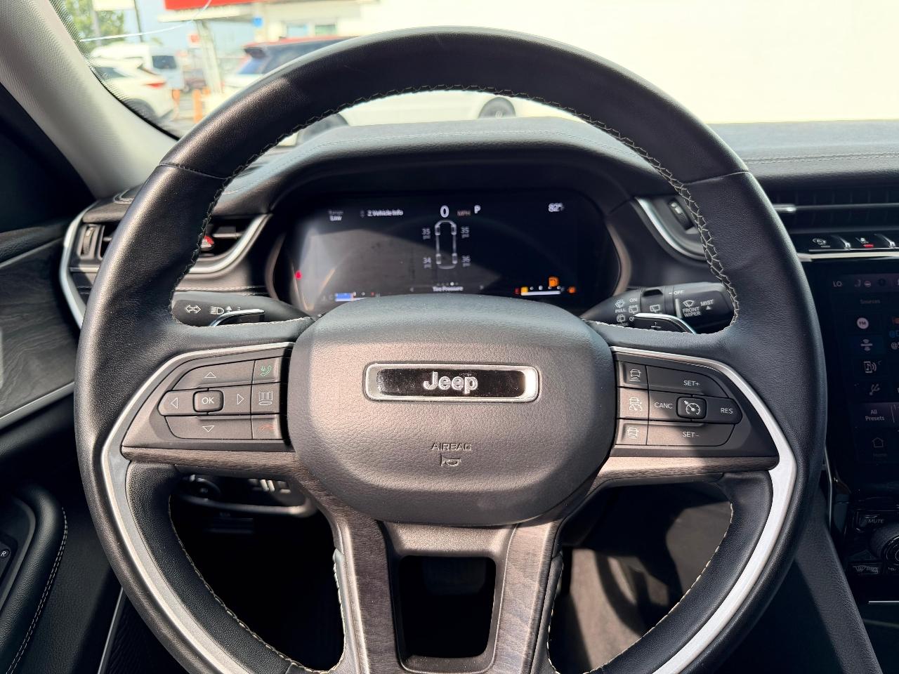 Jeep Grand Cherokee L Limited 2WD 2021