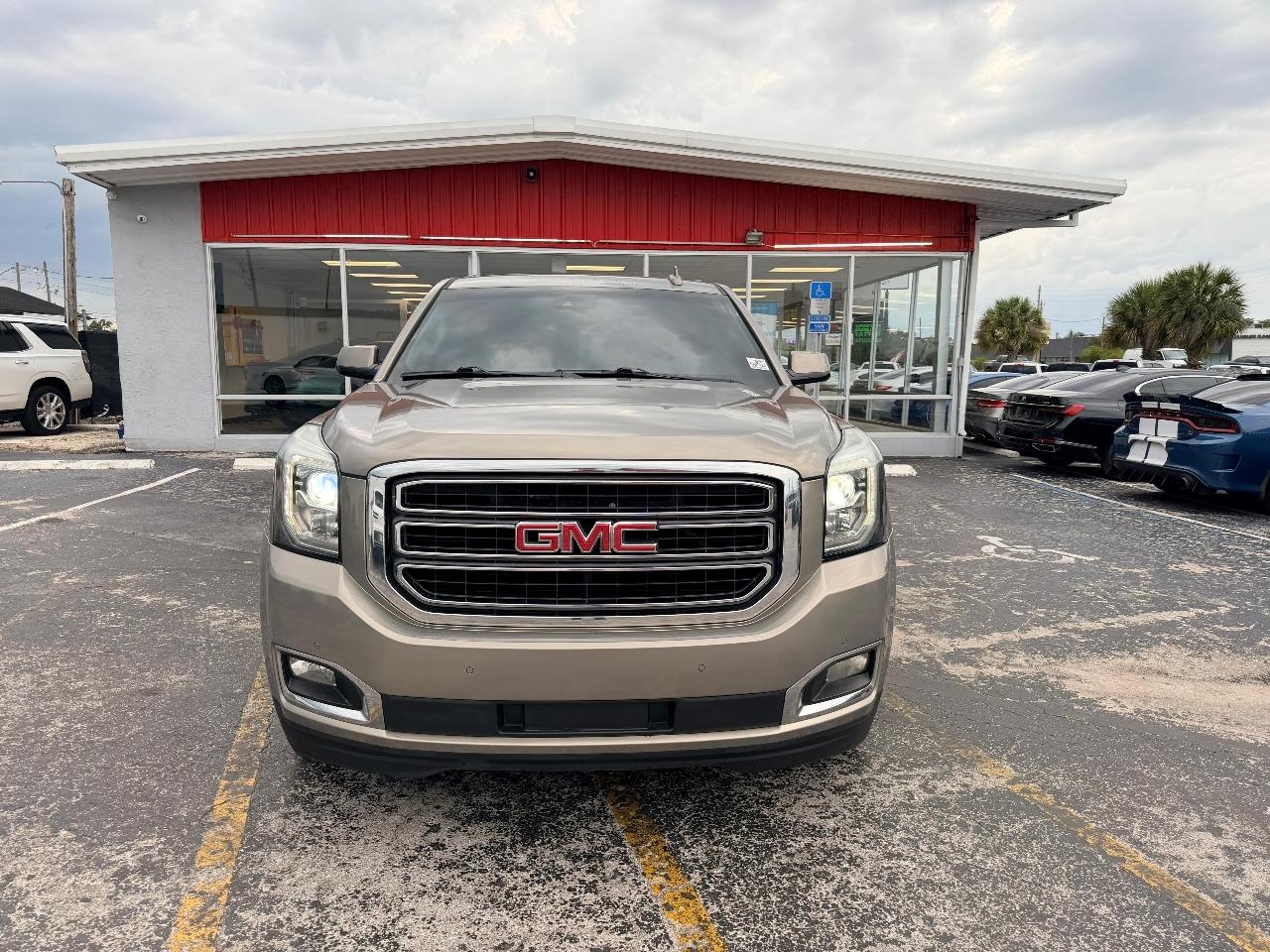 GMC Yukon XL SLT 2WD 2019