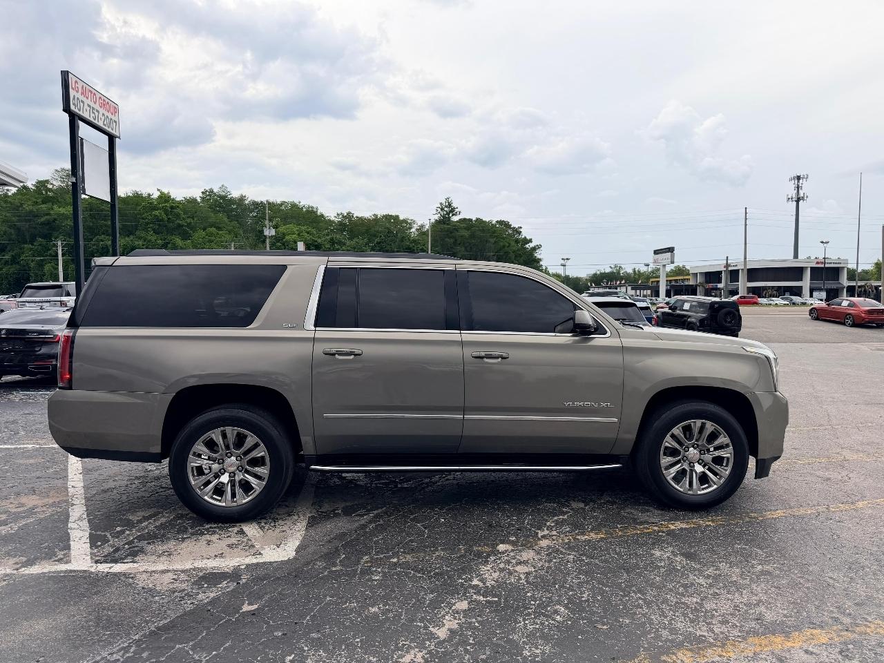 GMC Yukon XL SLT 2WD 2019