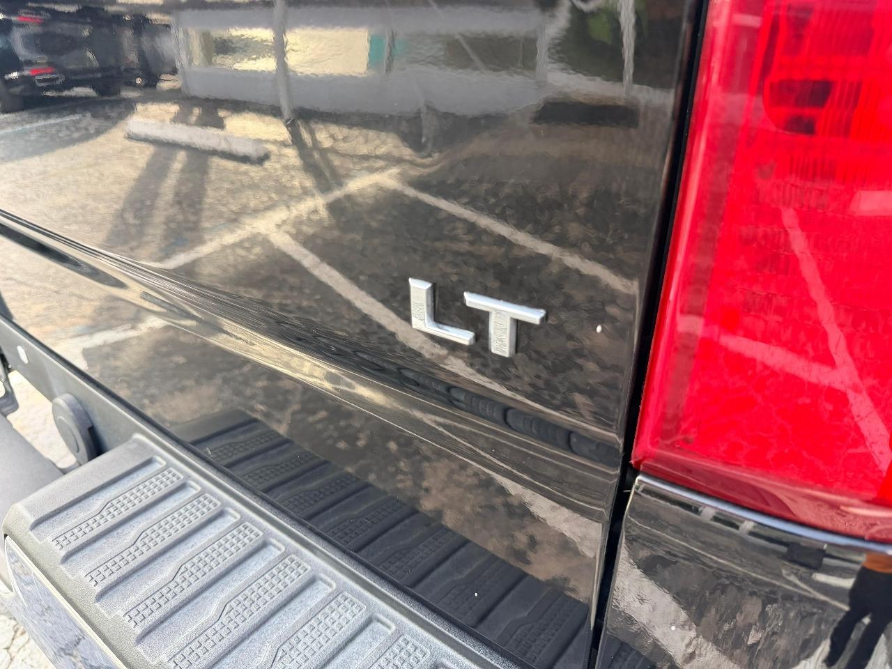 Chevrolet Silverado 1500 LT Crew Cab 4WD 2020