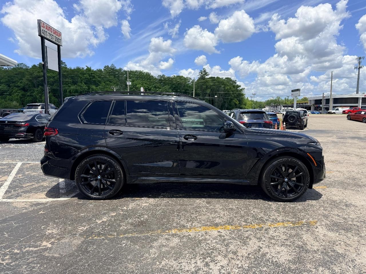 BMW X7 M60i 2023