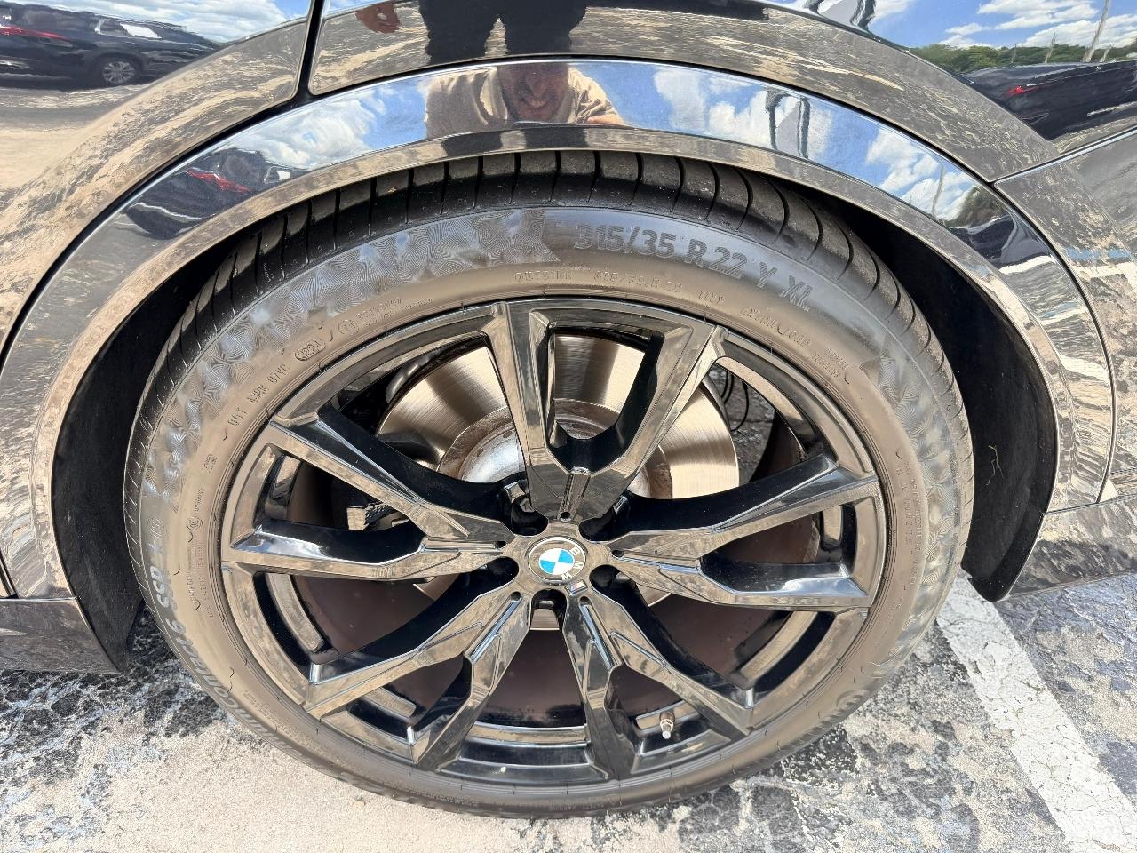 BMW X7 M60i 2023
