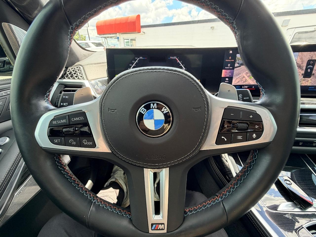 BMW X7 M60i 2023