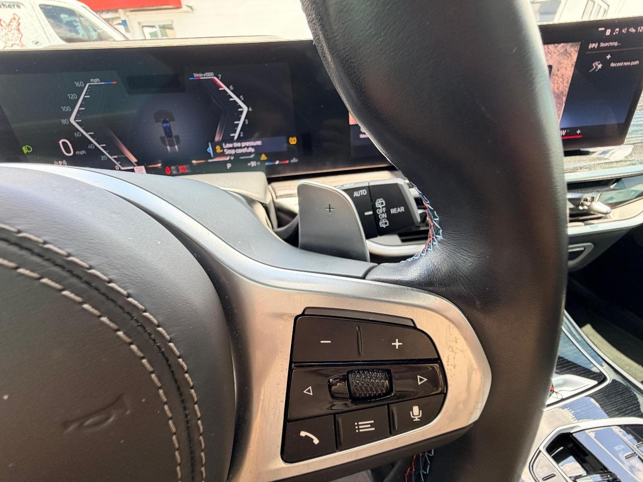 BMW X7 M60i 2023