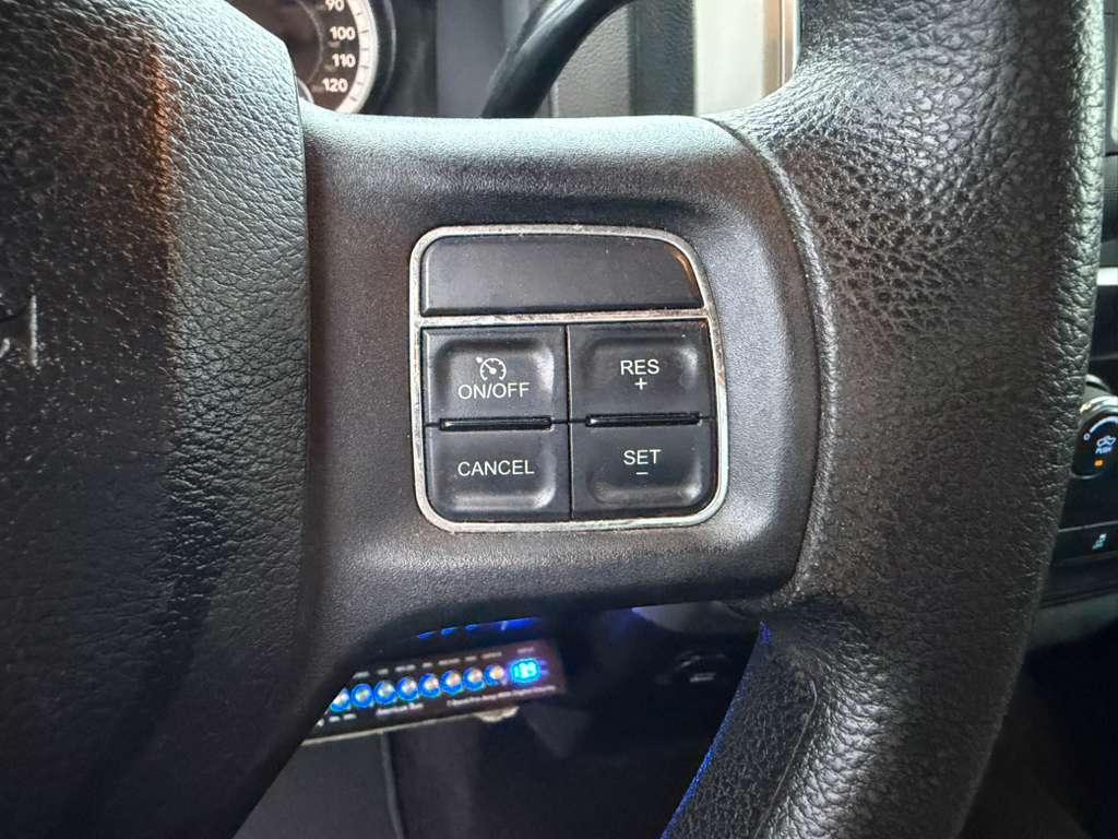 RAM 2500 SLT Crew Cab SWB 4WD 2014
