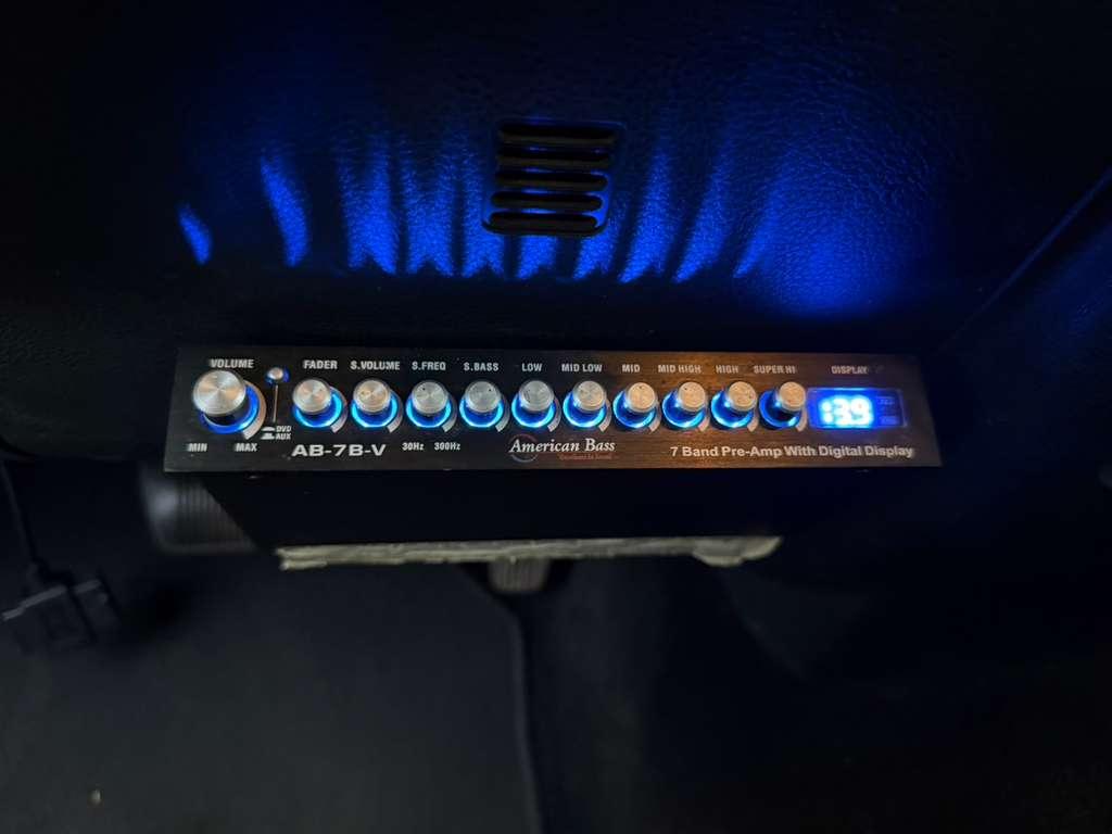 RAM 2500 SLT Crew Cab SWB 4WD 2014