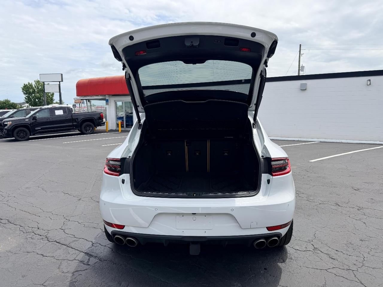 Porsche Macan S 2018