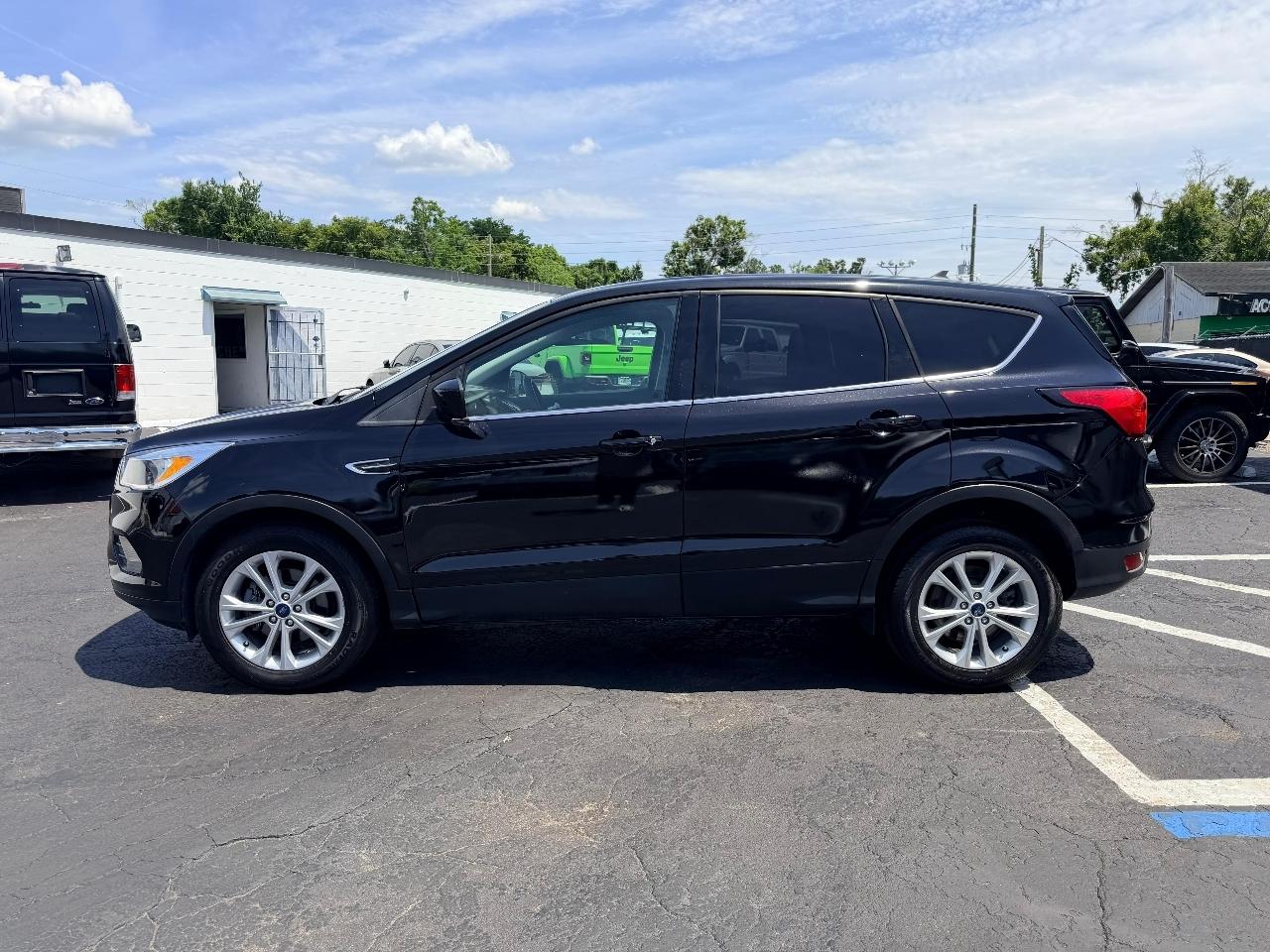 Ford Escape SE FWD 2019