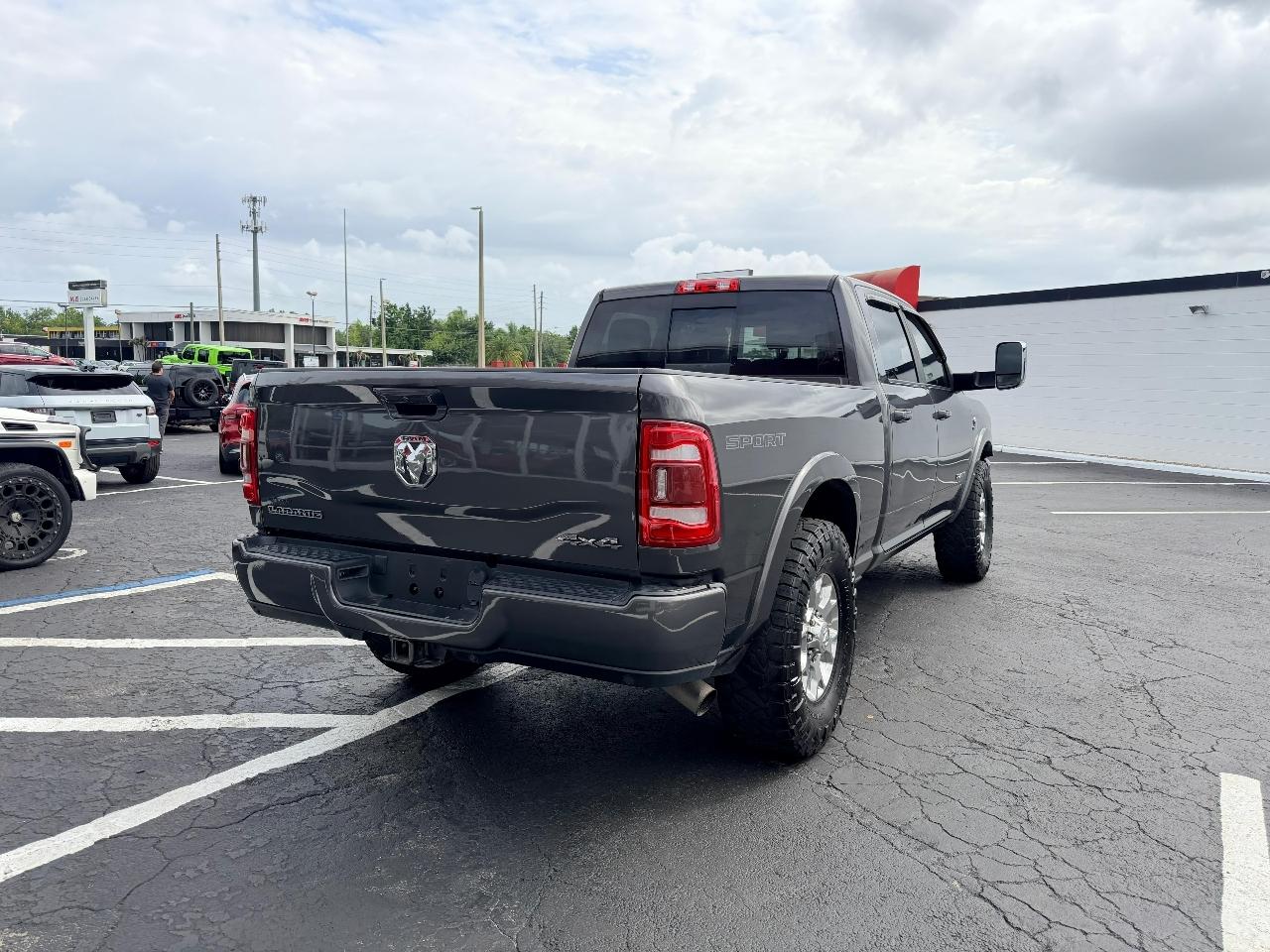 RAM 2500 Laramie Crew Cab SWB 4WD 2022