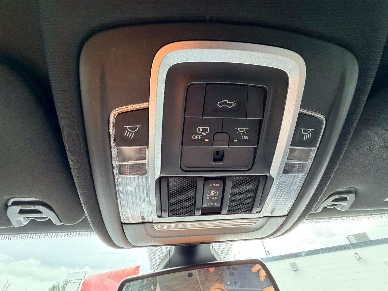 RAM 2500 Laramie Crew Cab SWB 4WD 2022