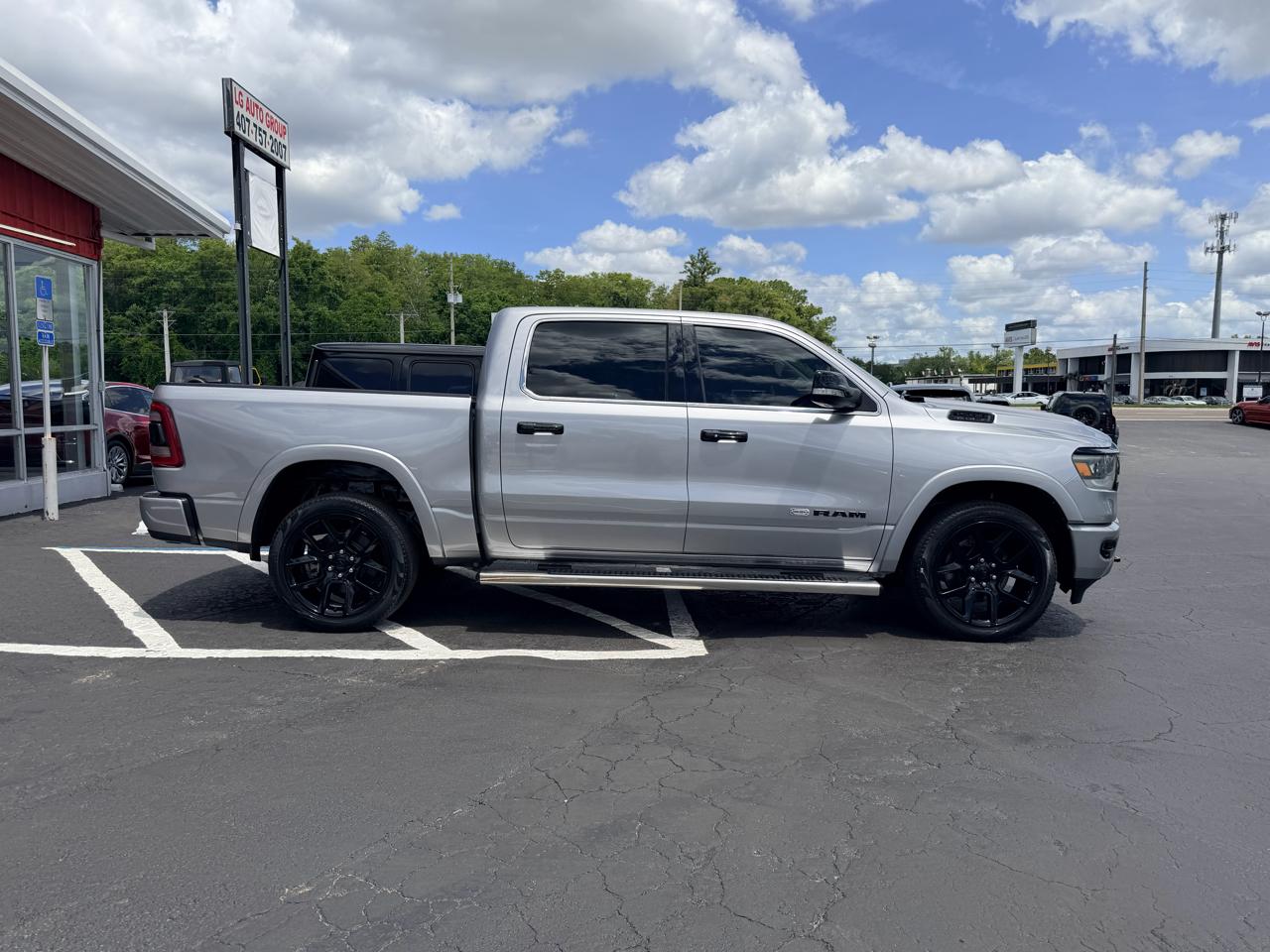 RAM 1500 Longhorn Crew Cab SWB 4WD 2019