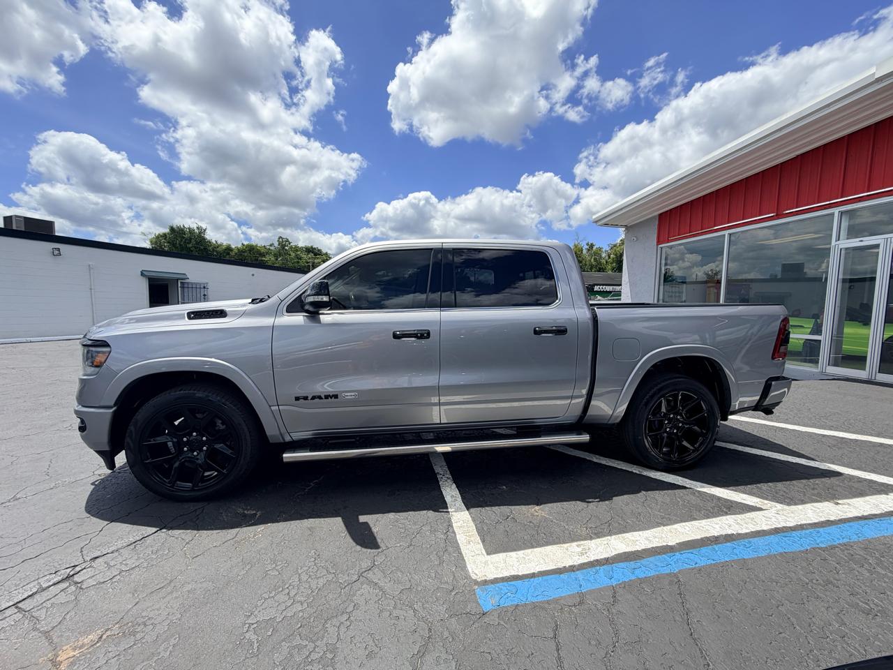 RAM 1500 Longhorn Crew Cab SWB 4WD 2019