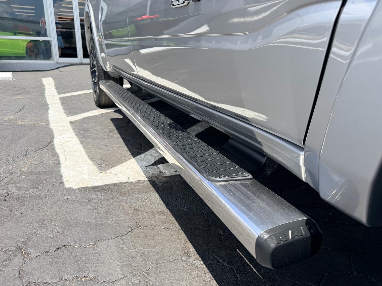 RAM 1500 Longhorn Crew Cab SWB 4WD 2019