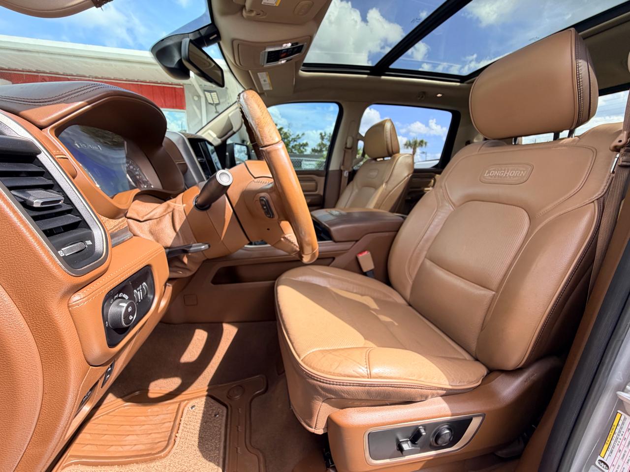 RAM 1500 Longhorn Crew Cab SWB 4WD 2019