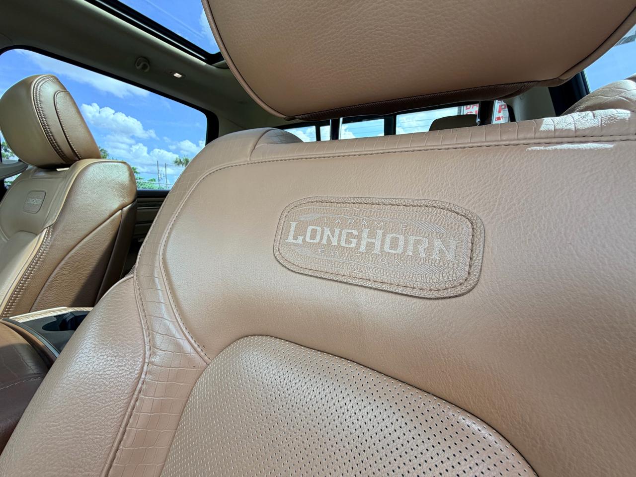 RAM 1500 Longhorn Crew Cab SWB 4WD 2019