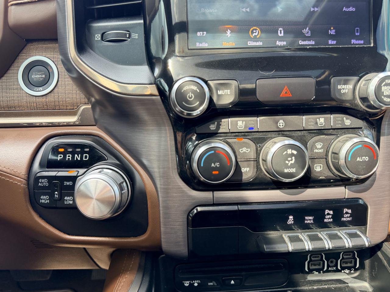 RAM 1500 Longhorn Crew Cab SWB 4WD 2019
