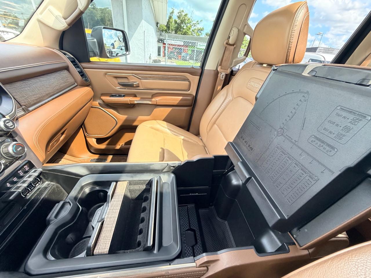 RAM 1500 Longhorn Crew Cab SWB 4WD 2019