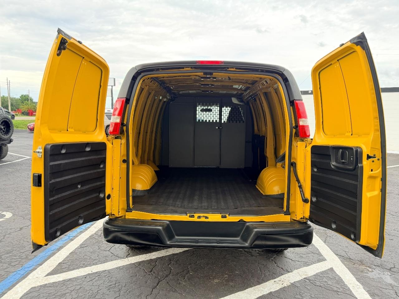 Chevrolet Express 2500 Cargo 2020