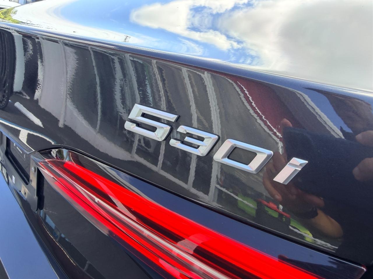 BMW 5-Series 530i 2025