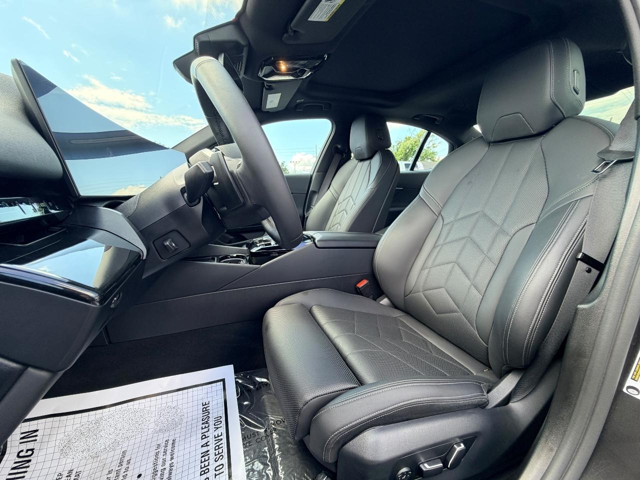 BMW 5-Series 530i 2025
