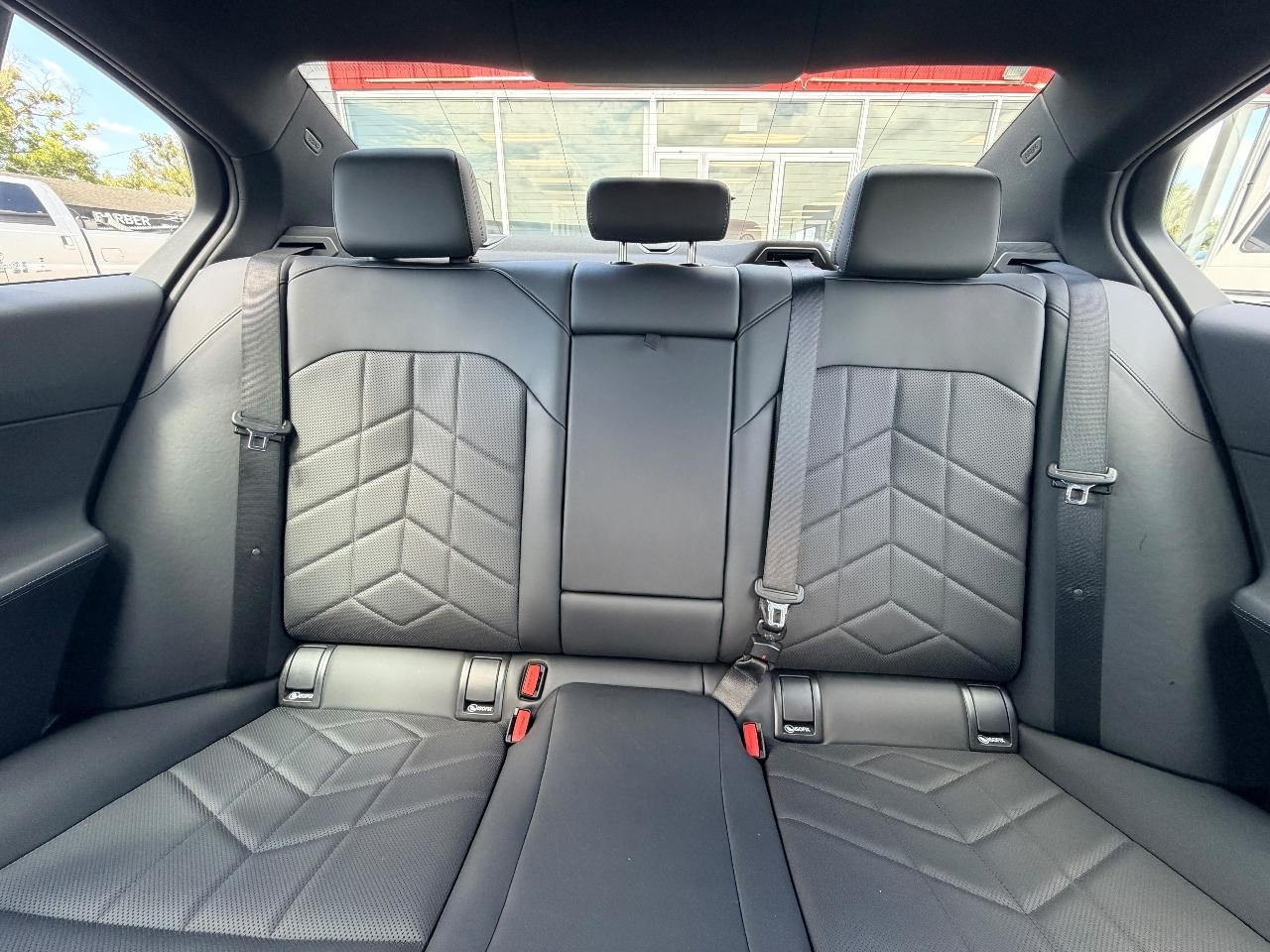 BMW 5-Series 530i 2025