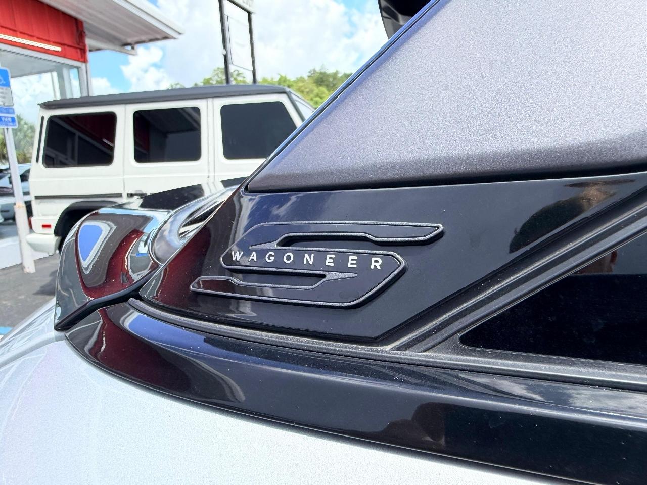 Jeep Wagoneer S  2024