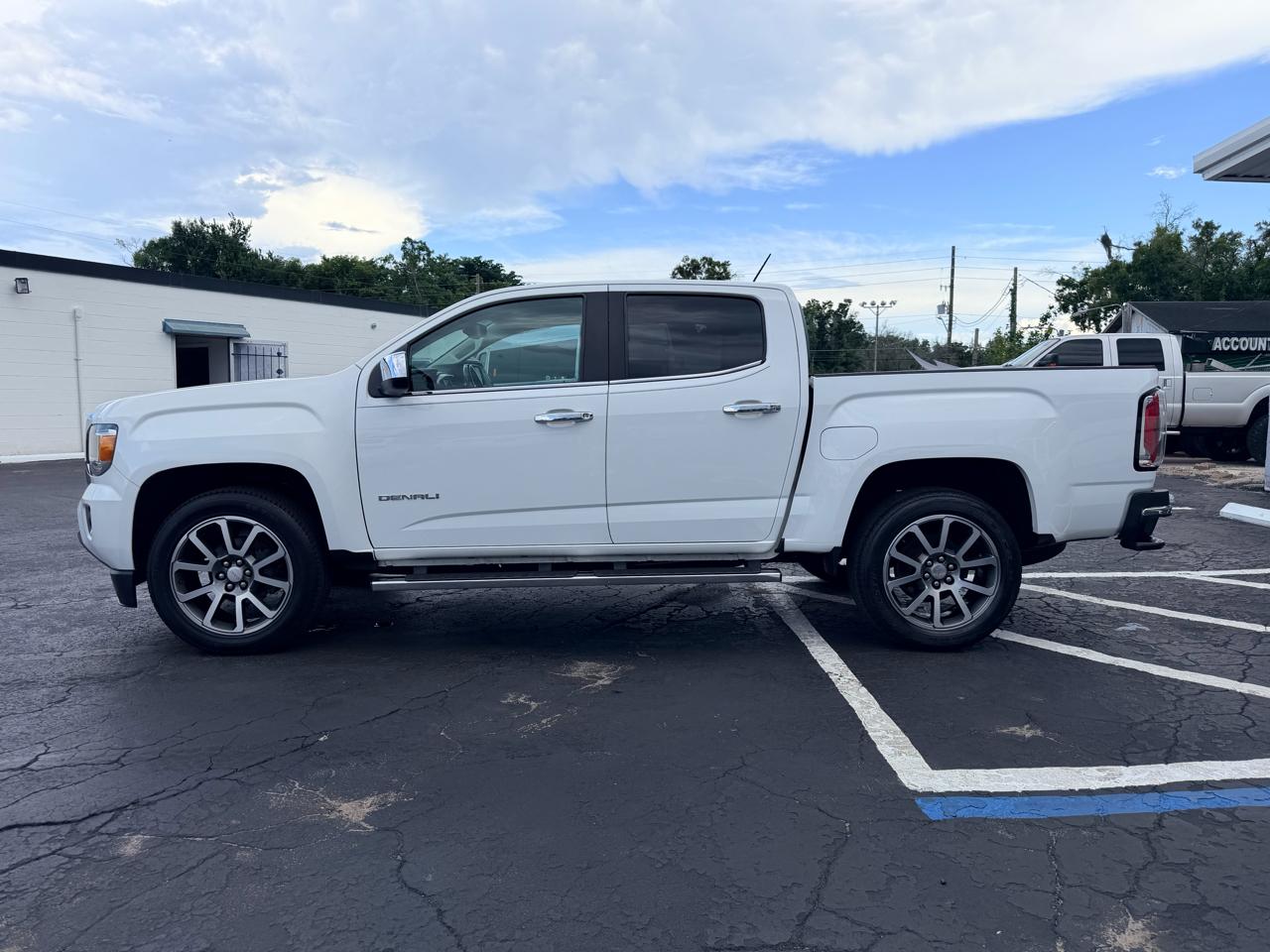 2020 GMC Canyon Denali - Photo 7
