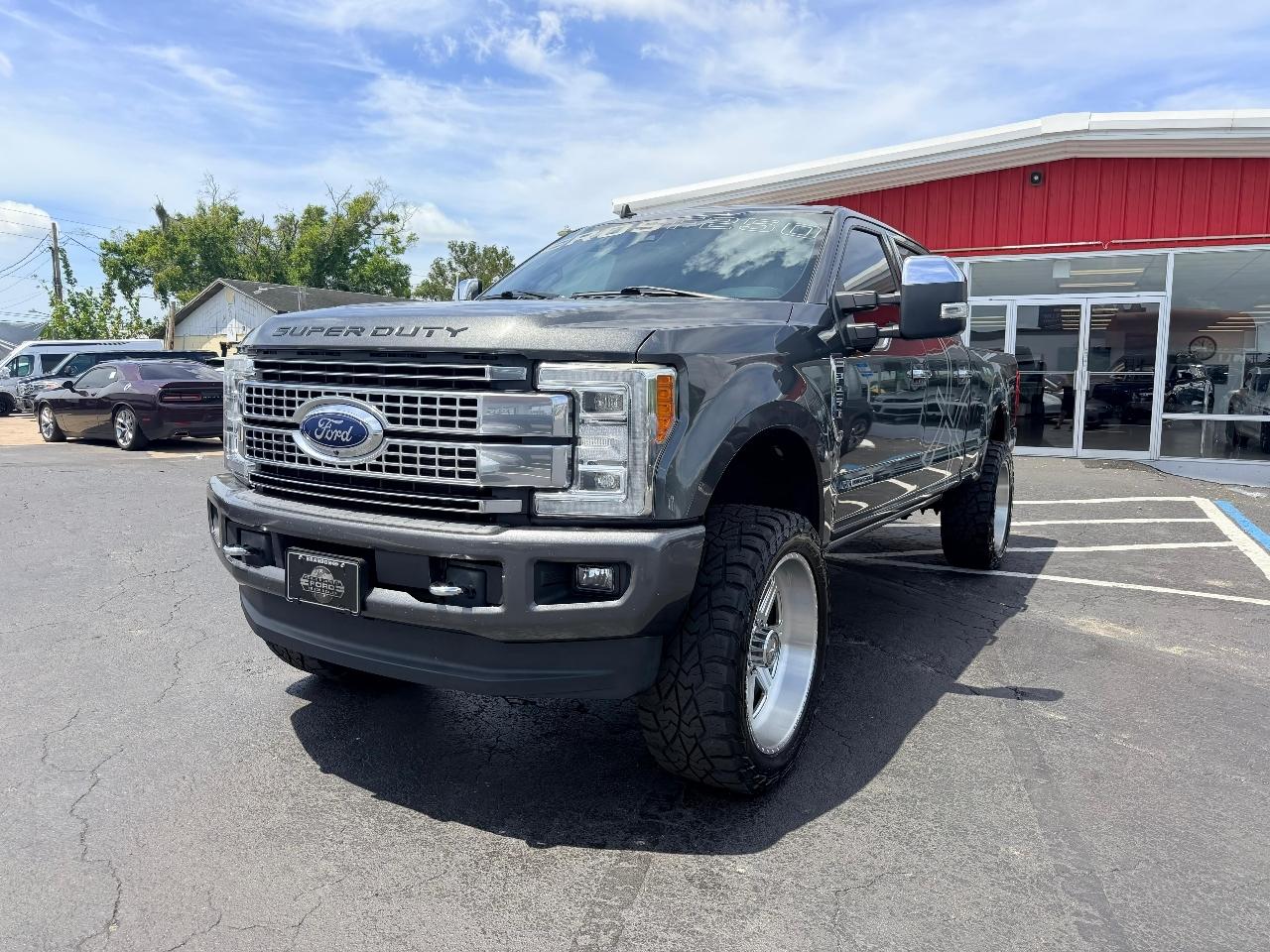 Ford F-250 SD Platinum Crew Cab 4WD 2019