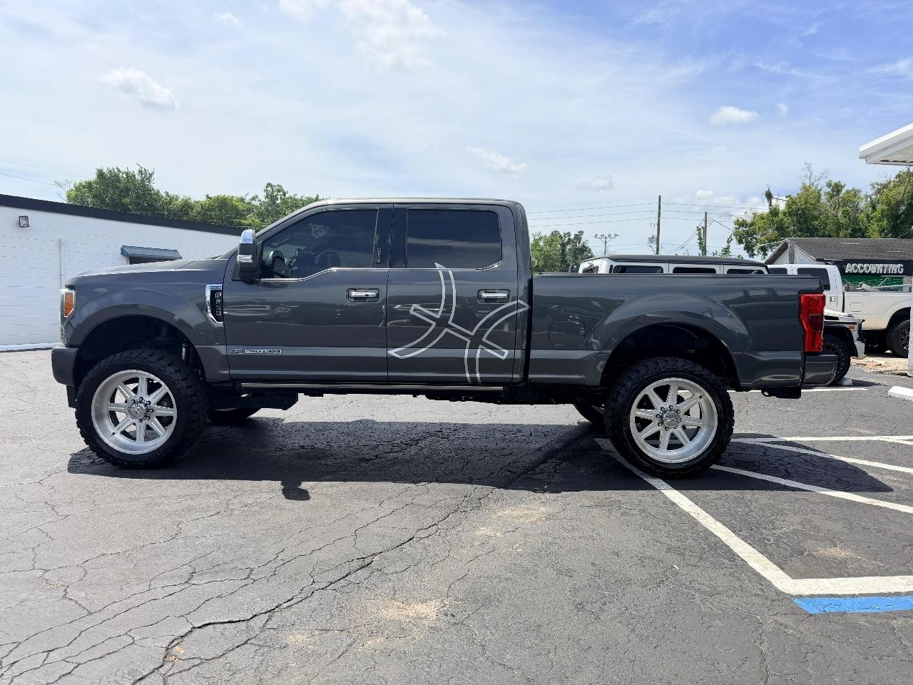 Ford F-250 SD Platinum Crew Cab 4WD 2019