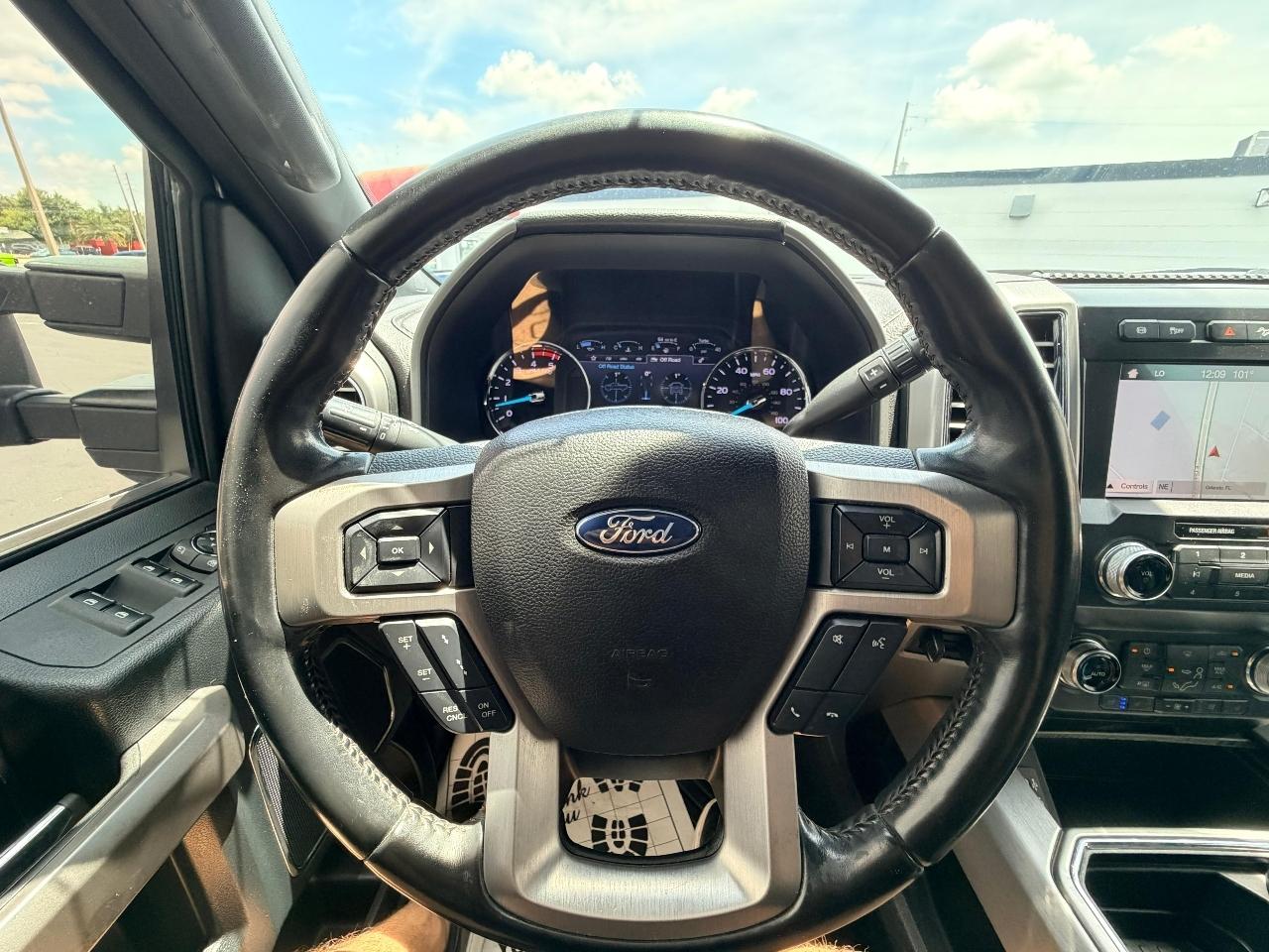 Ford F-250 SD Platinum Crew Cab 4WD 2019