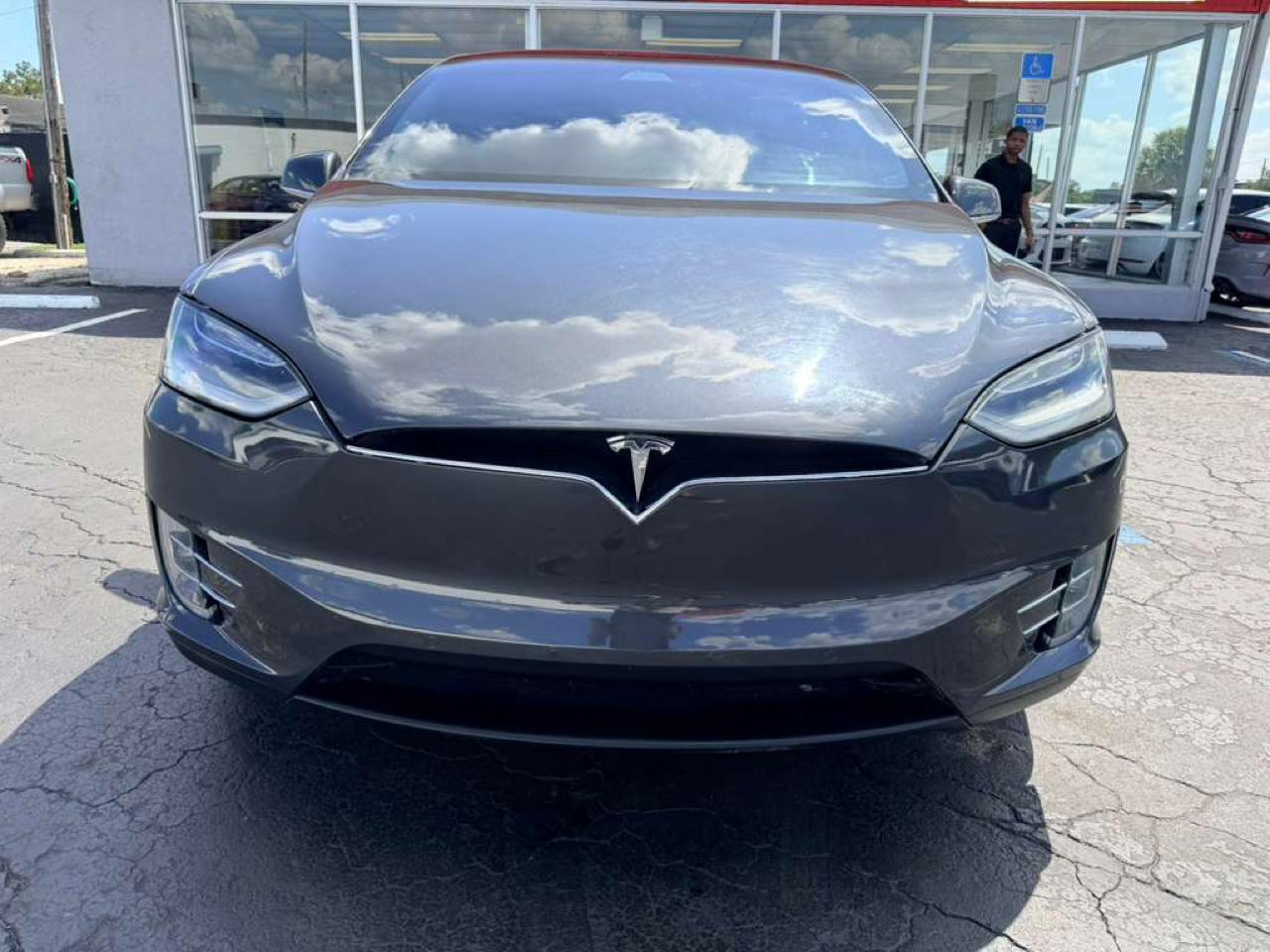 Tesla Model X 75D 2019